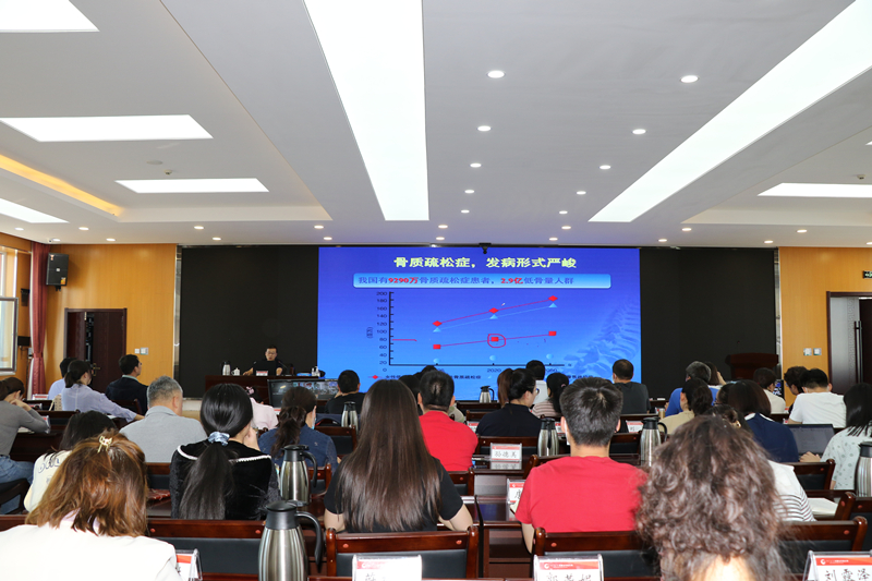 1631522650812003423.jpg 会场1.jpg