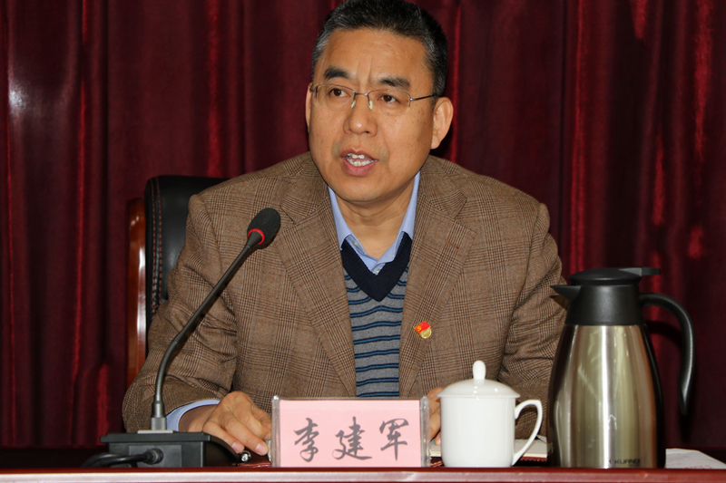 1608115573281041649.jpg 李校长_副本.jpg
