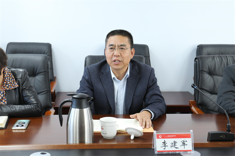 1634282014343014743.jpg 3.国家通用语言文字规范化达标校评估验收工作反馈会 校党委副书记 李建军发言.jpg