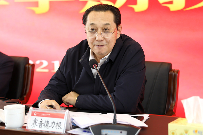 1631177587953087793.jpg 赛校长.jpg